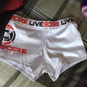 Livesore booty shorts med never worn